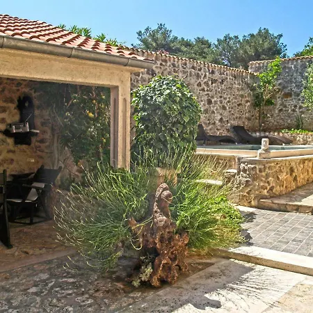 Villa Holiday Blue Tree Ždrelac